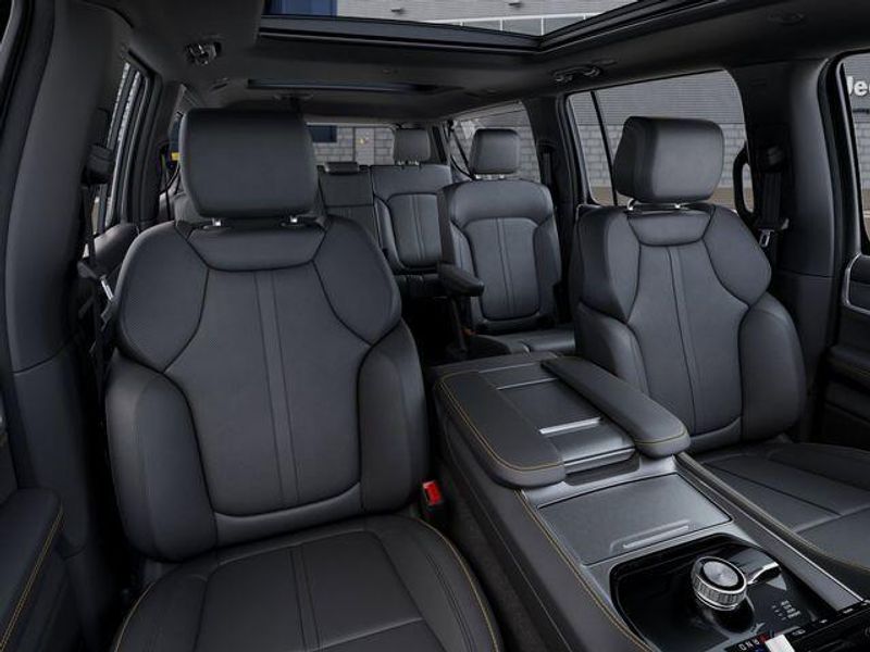 2026 Jeep Grand Wagoneer L 85th Anniversary Edition 4x4Image 16