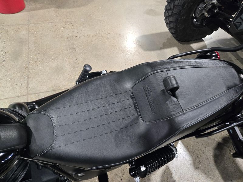 USED 2024 INDIAN MOTORCYCLE CHIEF BLACK METALLIC 49ST BASE Image 17