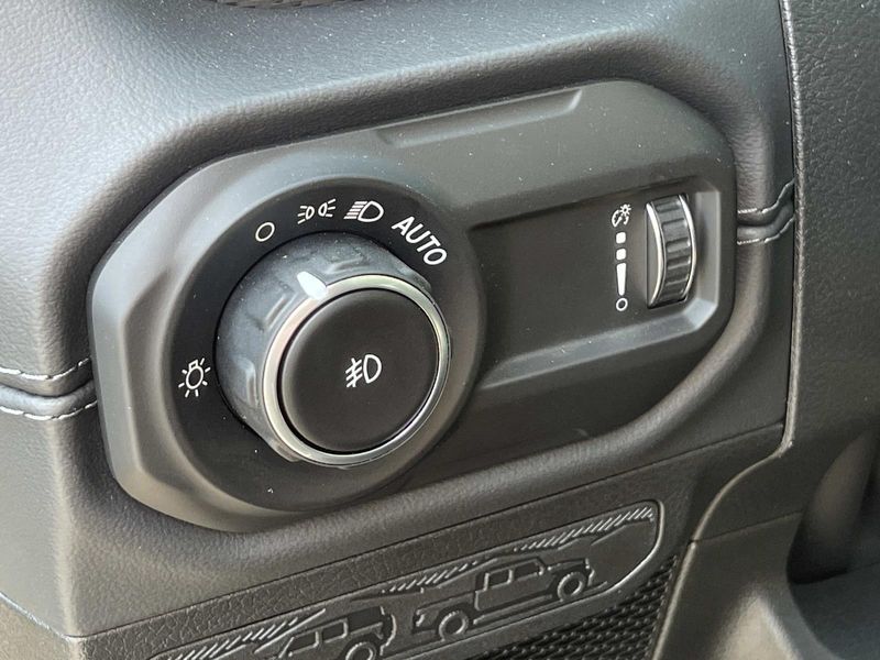 New 2026 Jeep Wrangler 4-door Rubicon X
