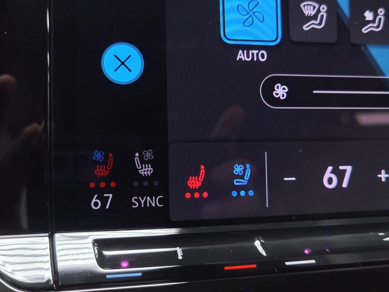 Used 2025 Volkswagen Atlas SE 4-Motion AWDImage 20