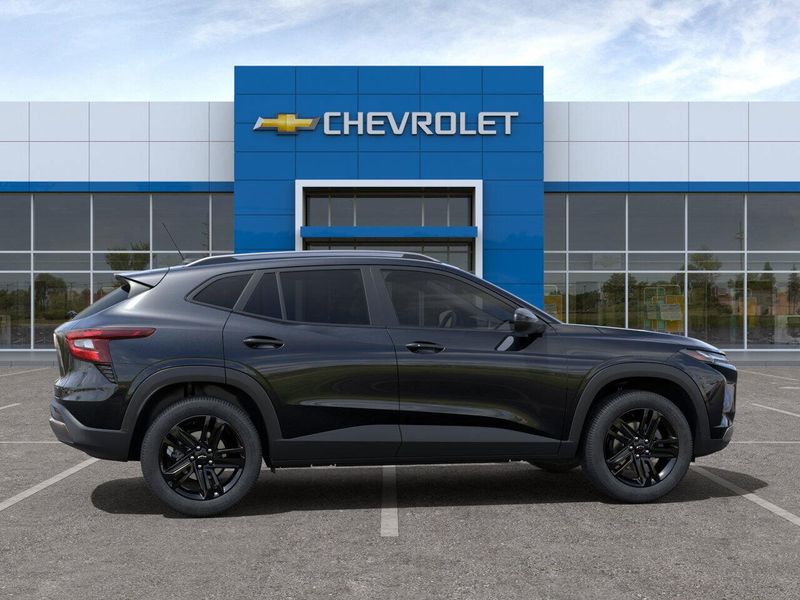 New 2025 Chevrolet Trax ActivImage 5