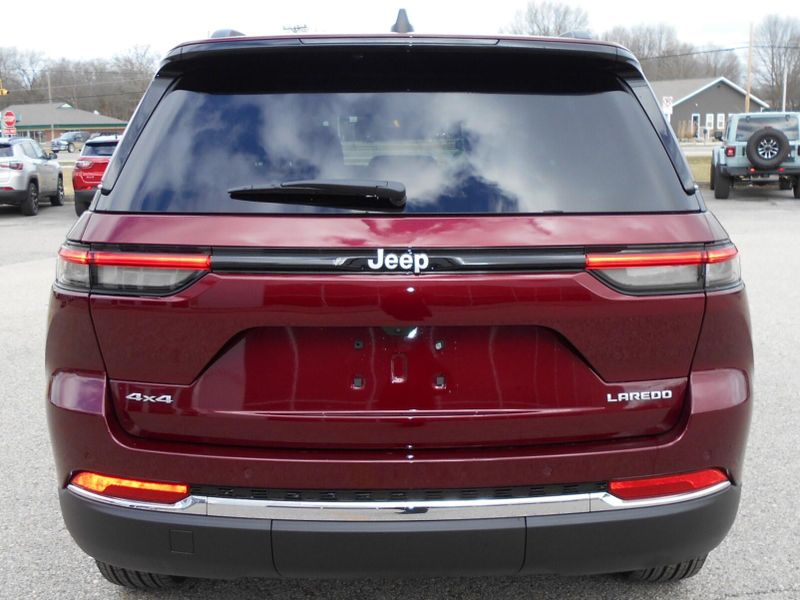 2025 Jeep Grand Cherokee Image 28