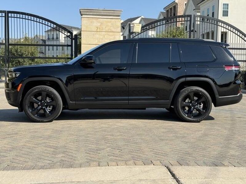 2023 Jeep Grand Cherokee L AltitudeImage 15