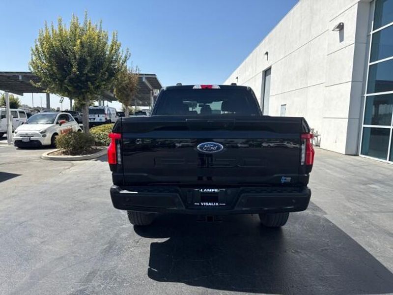 2023 Ford F-150 Lightning XLT photo 5