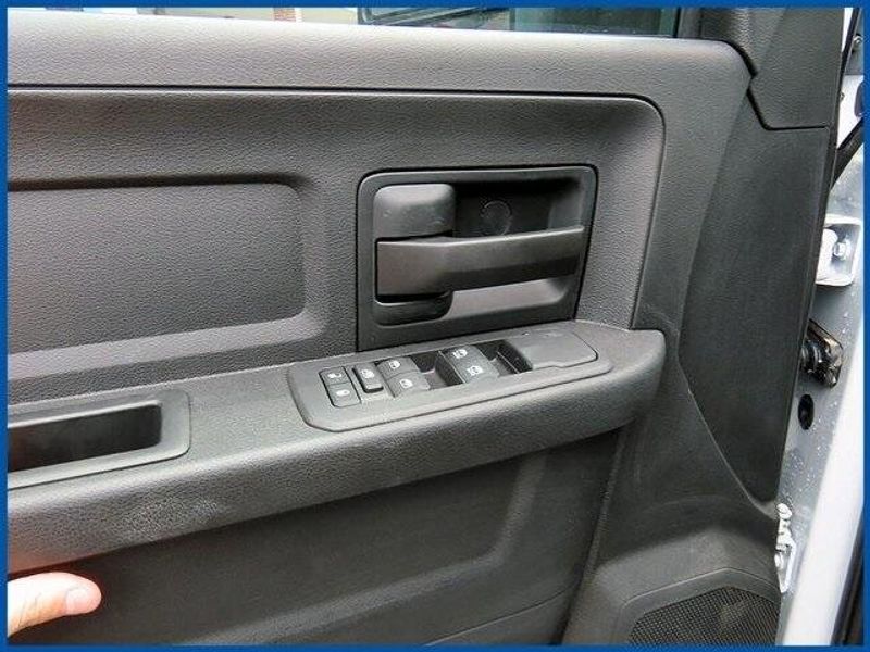New 2025 RAM 2500 TradesmanImage 13