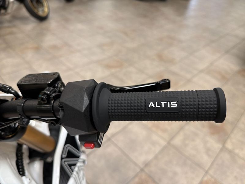 New 2026 Altis DELTA S GHOST Image 24