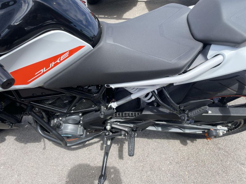 Used 2022 KTM 390 DUKE Image 17