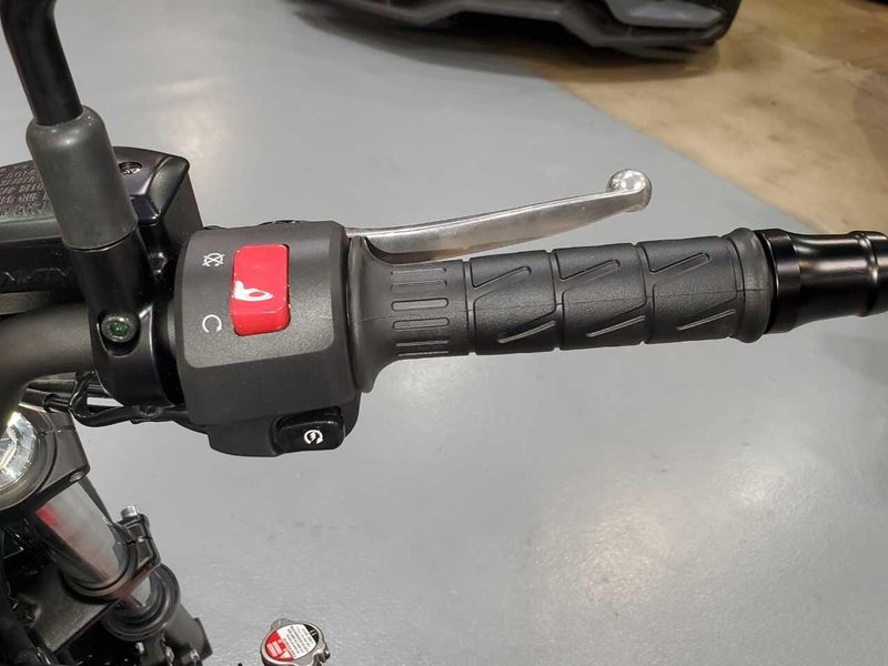 Used 2024 Kawasaki Z650 ABS Image 13