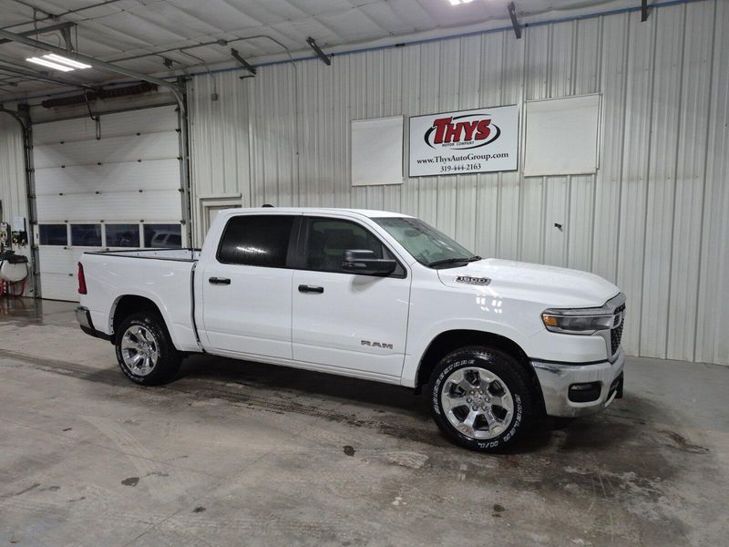 2025 RAM 1500 Big Horn Crew Cab 4x4 5