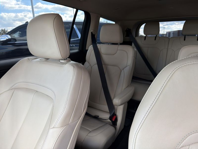 Used 2021 Jeep Grand Cherokee L LimitedImage 34