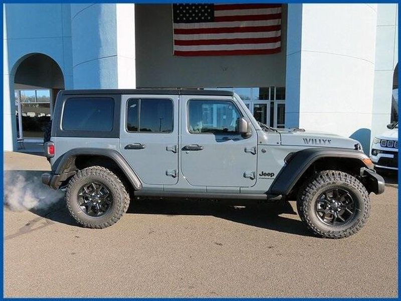 2025 Jeep Wrangler WillysImage 2