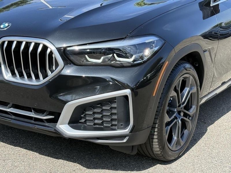 Used 2023 BMW X6 xDrive40iImage 11