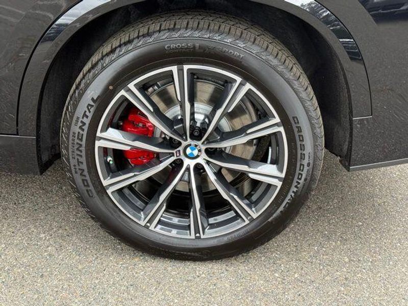 New 2026 BMW X5 xDrive50eImage 14