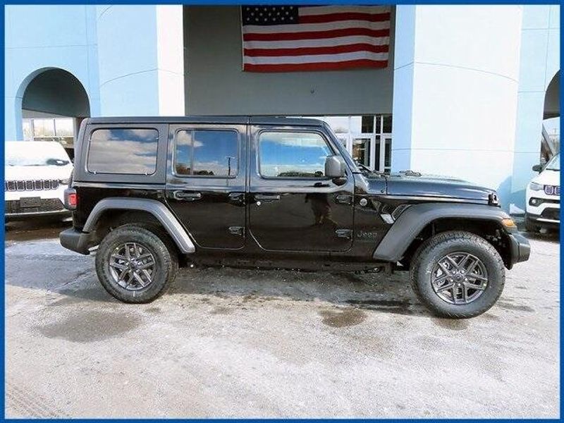 New 2025 Jeep Wrangler Sport SImage 2