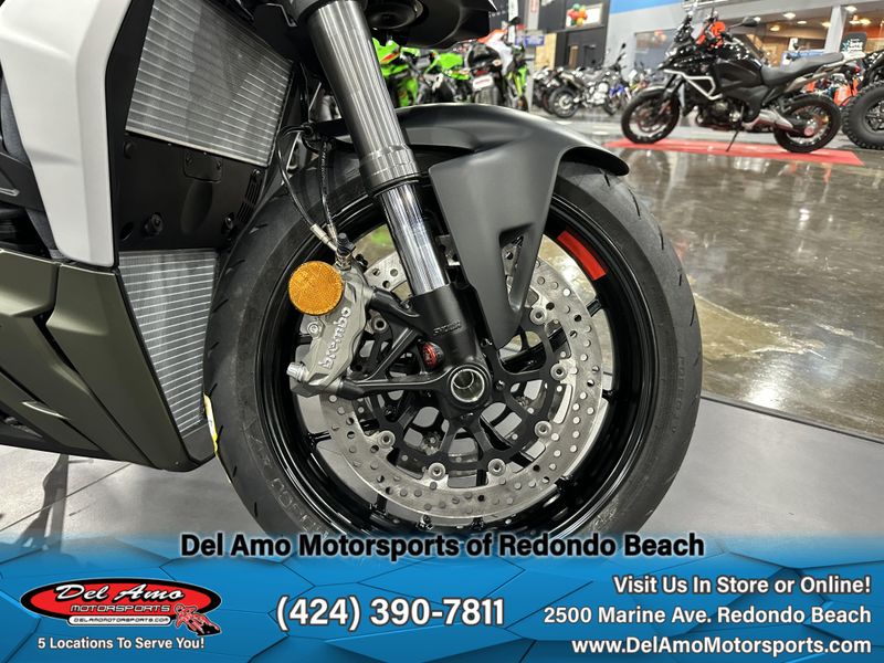 2024 Ducati STREETFIGHTER V2  in a STORM GREEN exterior color. Del Amo Motorsports of Redondo Beach (424) 304-1660 delamomotorsports.com 