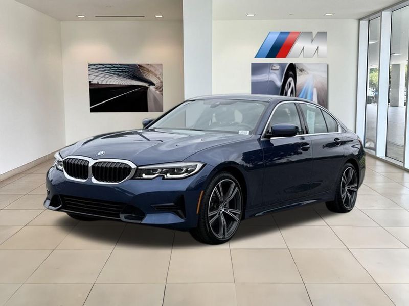 2022 BMW 3 Series 330iImage 2