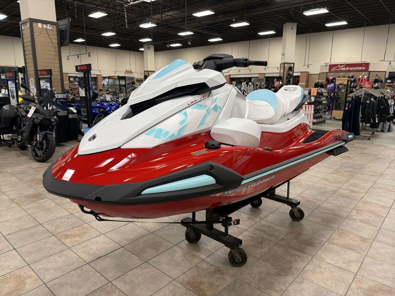 New 2025 Yamaha VX LIMITED Image 13
