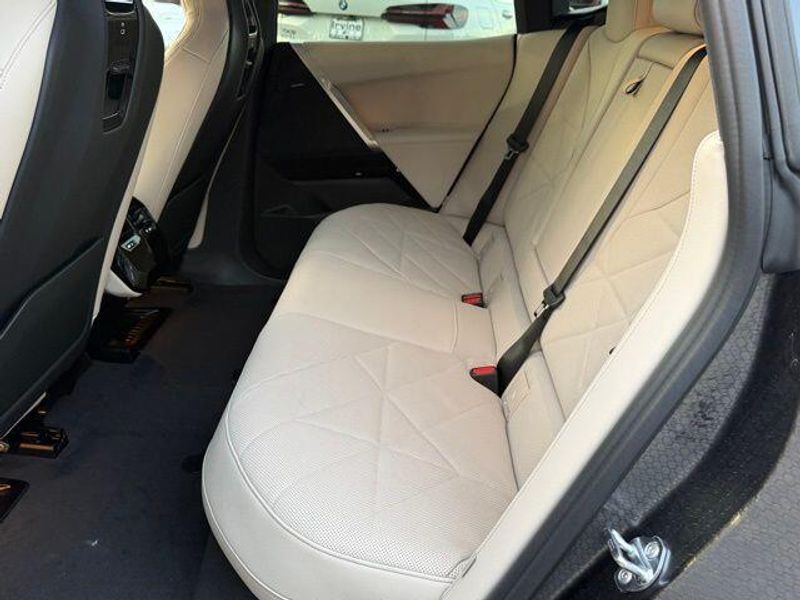 New 2026 BMW iX xDrive45Image 26