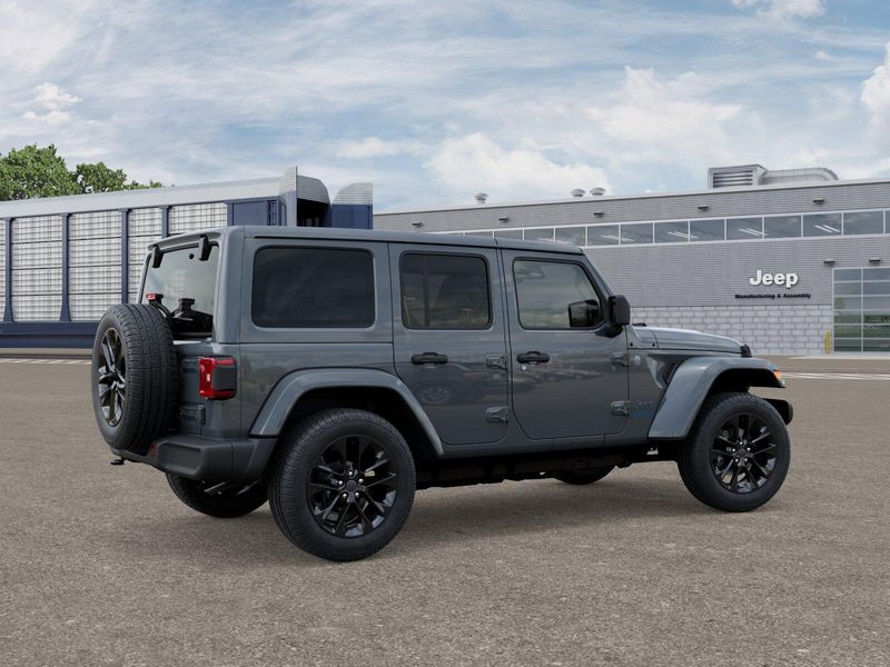 2025 Jeep Wrangler Sahara 4xe