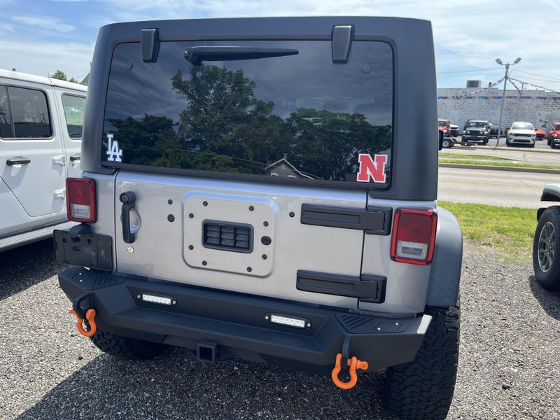 2017 Jeep Wrangler Unlimited SporImage 2