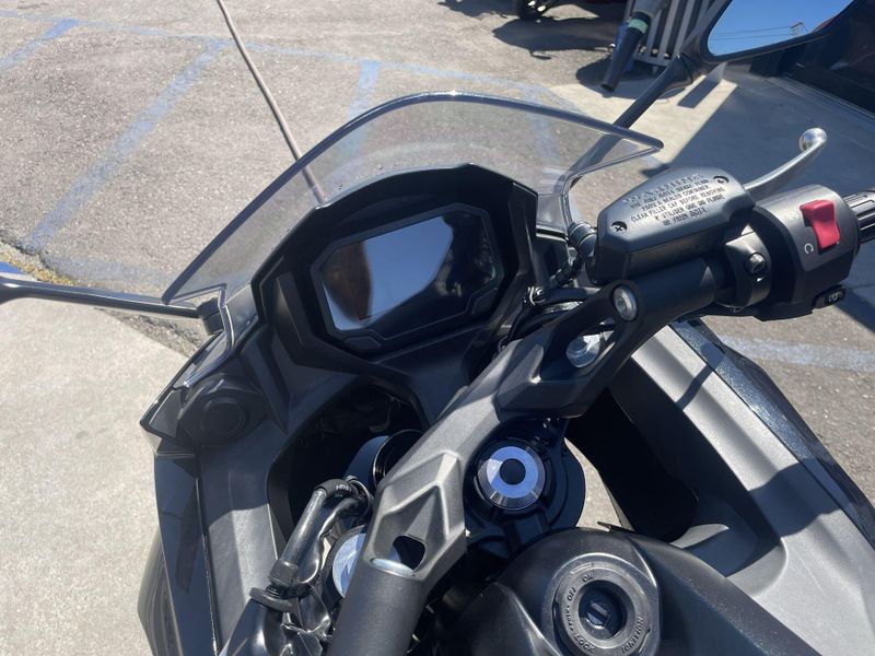 Used 2025 Kawasaki NINJA 650 Image 16