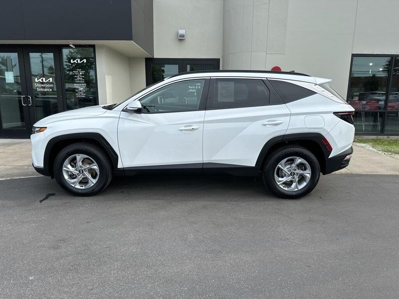 2022 Hyundai Tucson SELImage 8