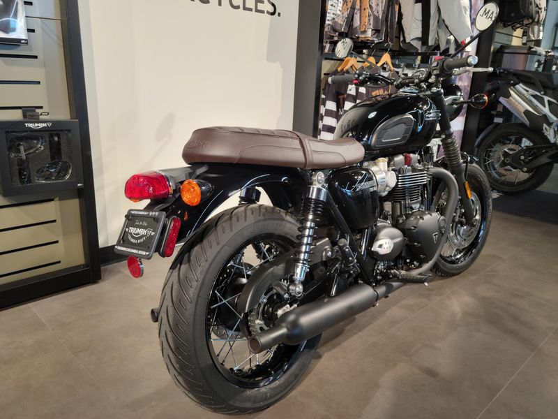 2025 Triumph BONNEVILLE T120 BLACK 