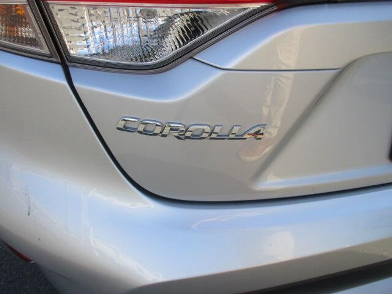 2022 Toyota Corolla LEImage 10
