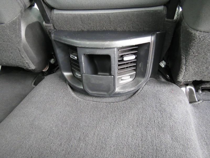 Used 2024 RAM 2500 Big Horn 4x4 4dr Crew Cab 6.3 ft. SB PickupImage 26