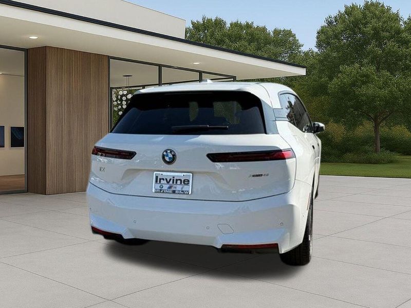 New 2026 BMW iX xDrive45Image 10