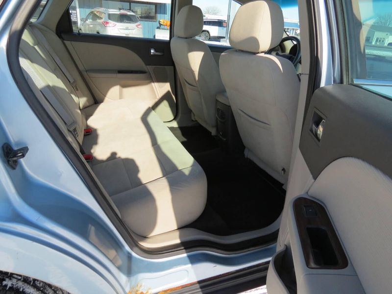 Used 2009 Ford Taurus SEL 4dr SedanImage 10
