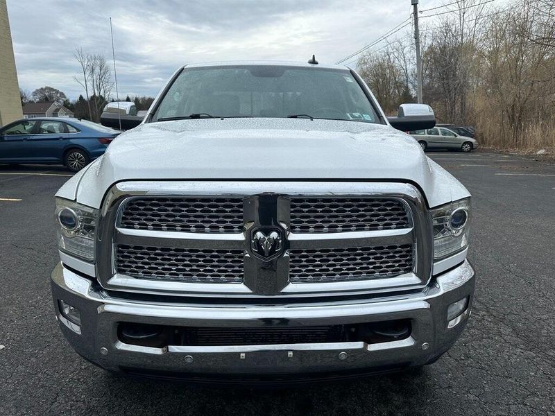 2016 RAM 2500 LaramieImage 11