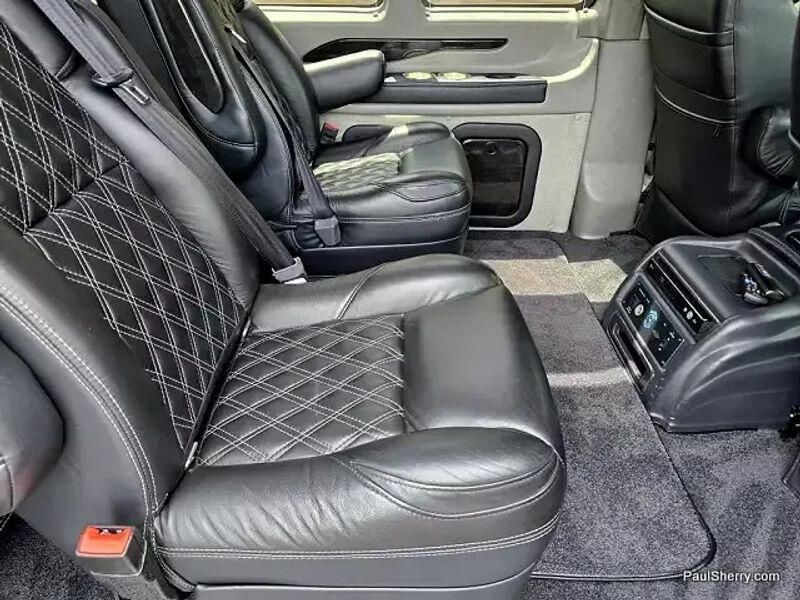 2023 Chevrolet Express Cargo Image 9
