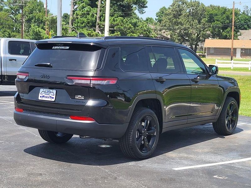 2025 Jeep Grand Cherokee L Limited 4x4Image 6