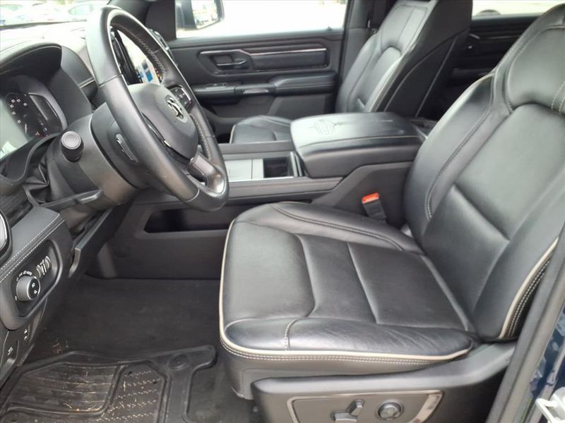 Used 2023 RAM 1500 LimitedImage 15
