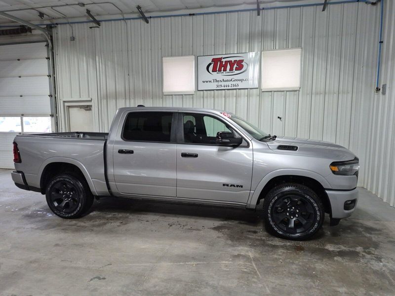 2025 RAM 1500 Big Horn Crew Cab 4x4 5