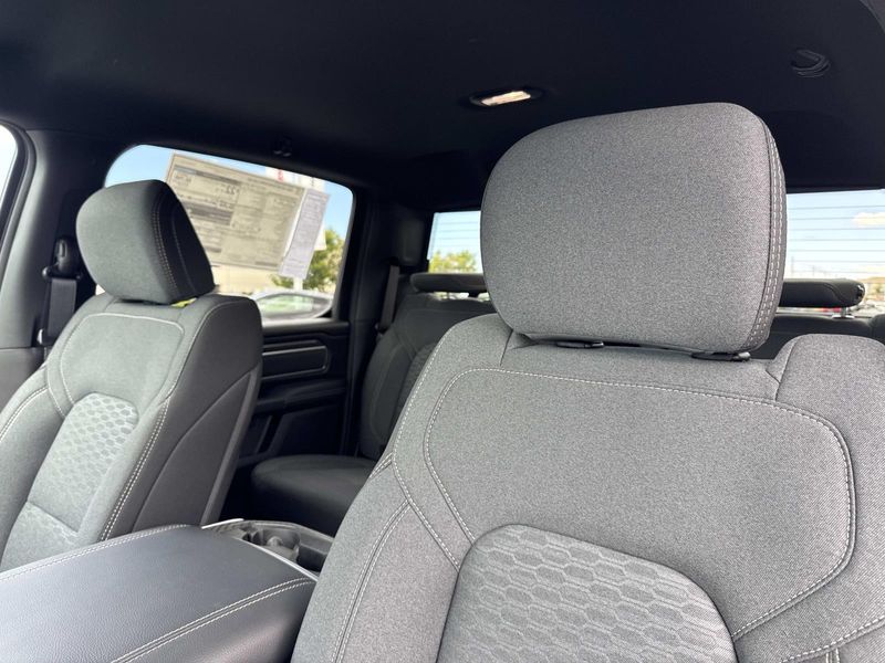 New 2026 RAM 1500 Big Horn Crew Cab 4x2 5'7' Box