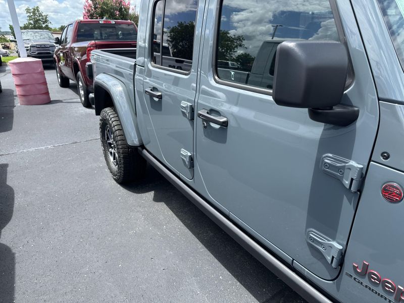 New 2025 Jeep Gladiator Rubicon X 4x4Image 5