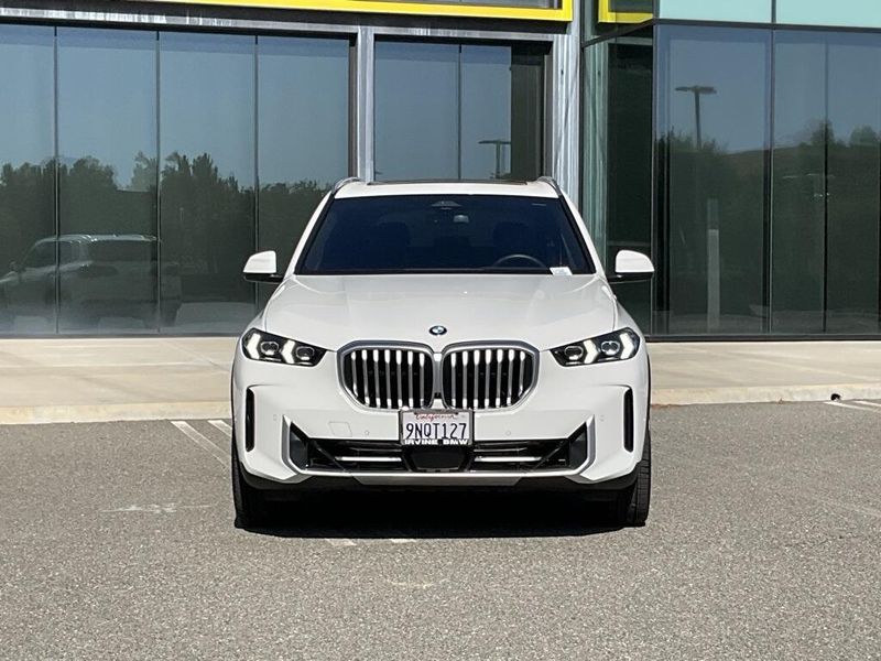 2025 BMW X5 xDrive40iImage 3