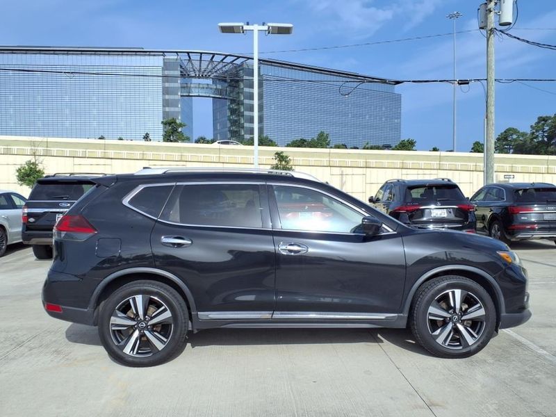 2020 Nissan Rogue SLImage 10