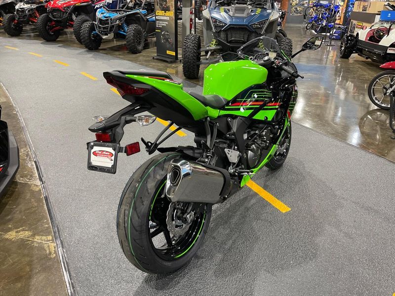 2025 Kawasaki NINJA ZX-6R KRT EDITION ABS Image 10