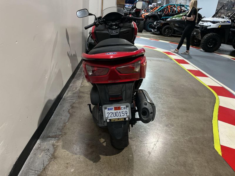 Used 2015 Honda FORZA Base Image 15