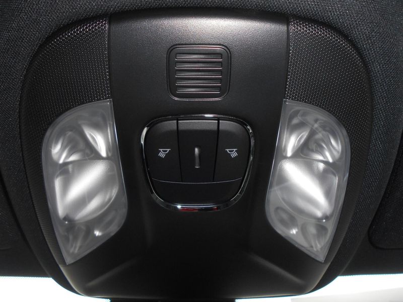 2025 Jeep Compass Limited 4x4Image 19