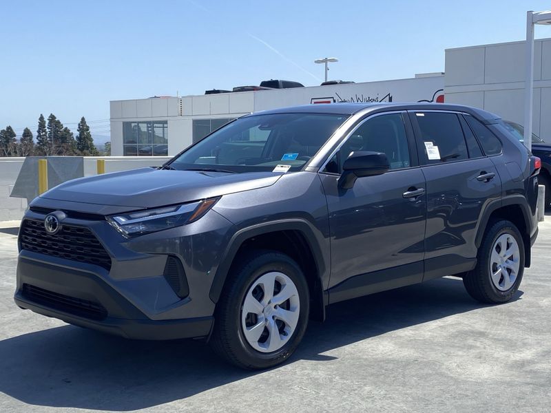 2025 Toyota RAV4 LEImage 6