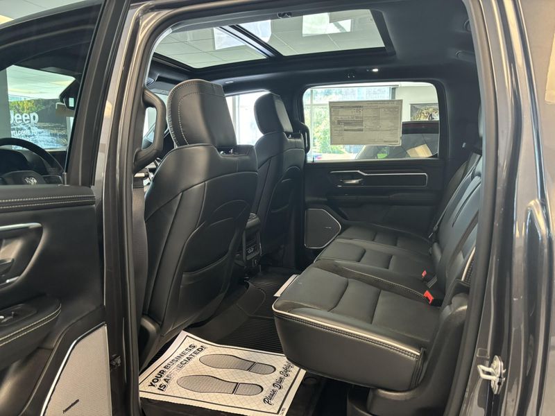 New 2026 RAM 1500 Laramie Crew Cab 4x4 5'7' Box