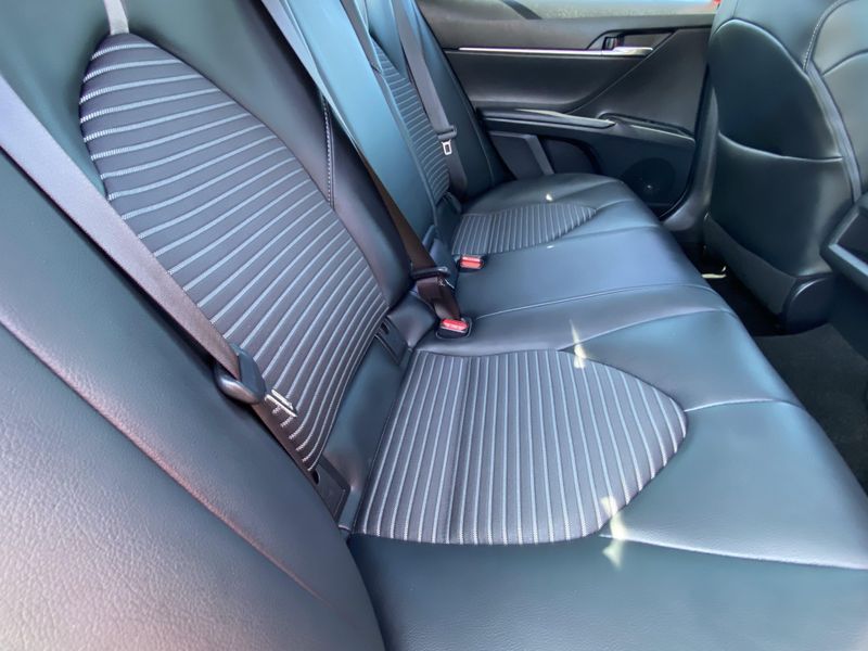 2020 Toyota Camry SEImage 14