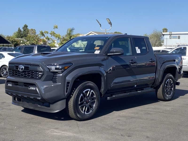 2025 Toyota Tacoma TRD SportImage 6