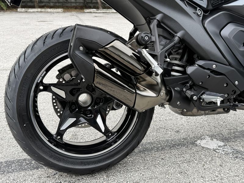 2026 BMW R 1300 R