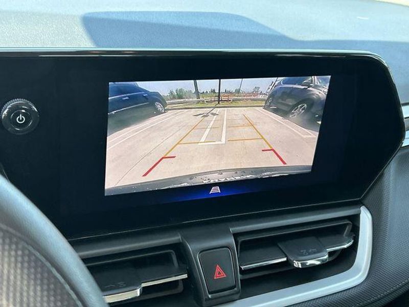 Used 2025 Chevrolet Trailblazer LSImage 25