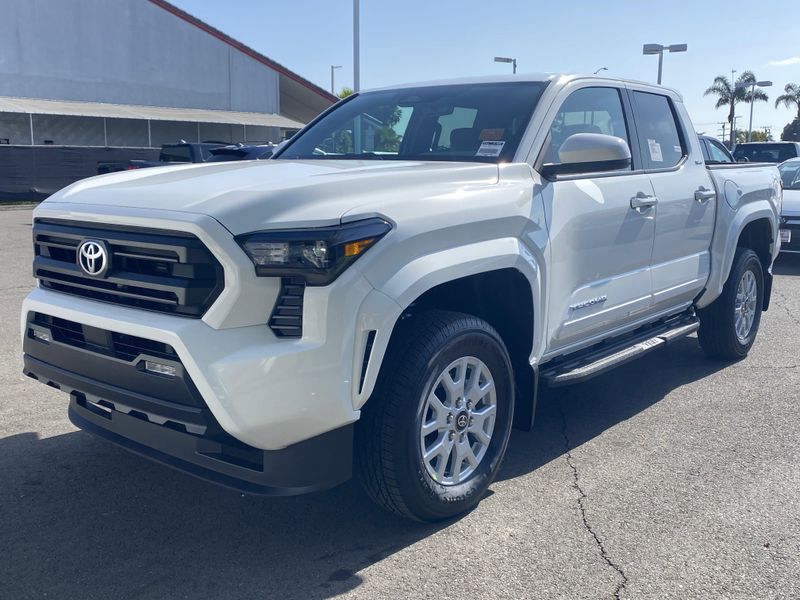 New 2025 Toyota Tacoma SR5Image 6